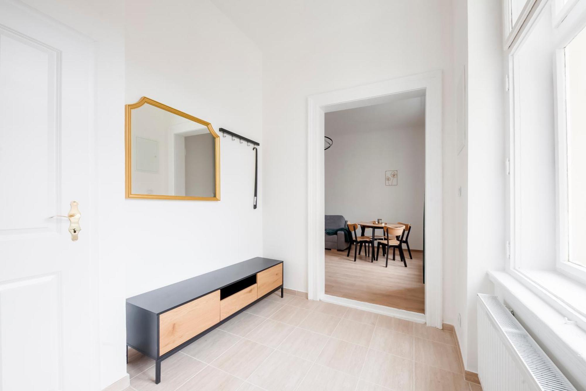City Center Premium Apartment Praha Bagian luar foto